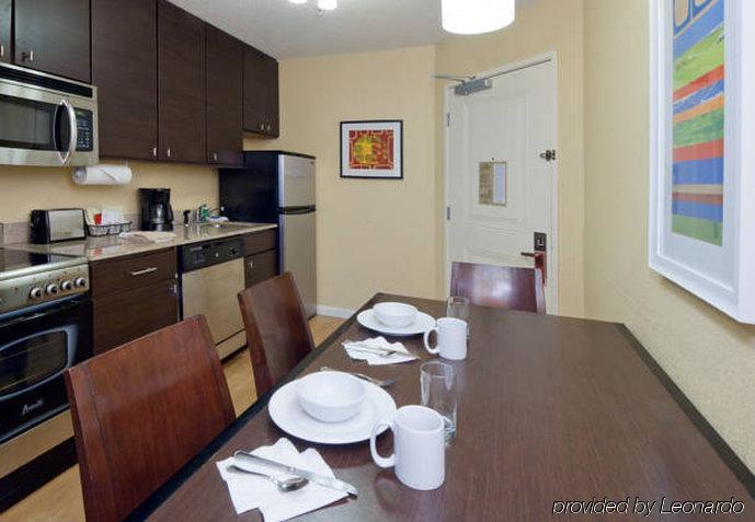 Towneplace Suites By Marriott Jacksonville Ngoại thất bức ảnh